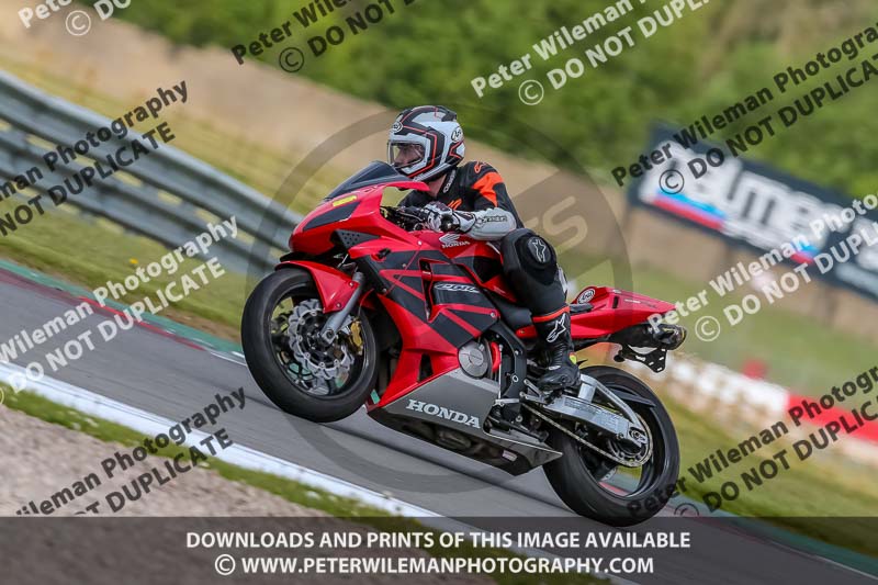 Castle Combe 2019;PJ Motorsport Photography 2019;donington no limits trackday;donington park photographs;donington trackday photographs;no limits trackdays;peter wileman photography;trackday digital images;trackday photos
